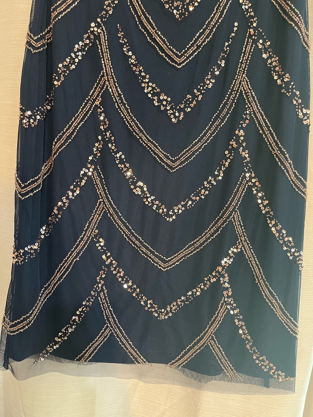 NWT Size 8 Adrianna Papell Beaded Art Deco Cocktail Dress in Navy/Rose Gold - Picture 3 of 9